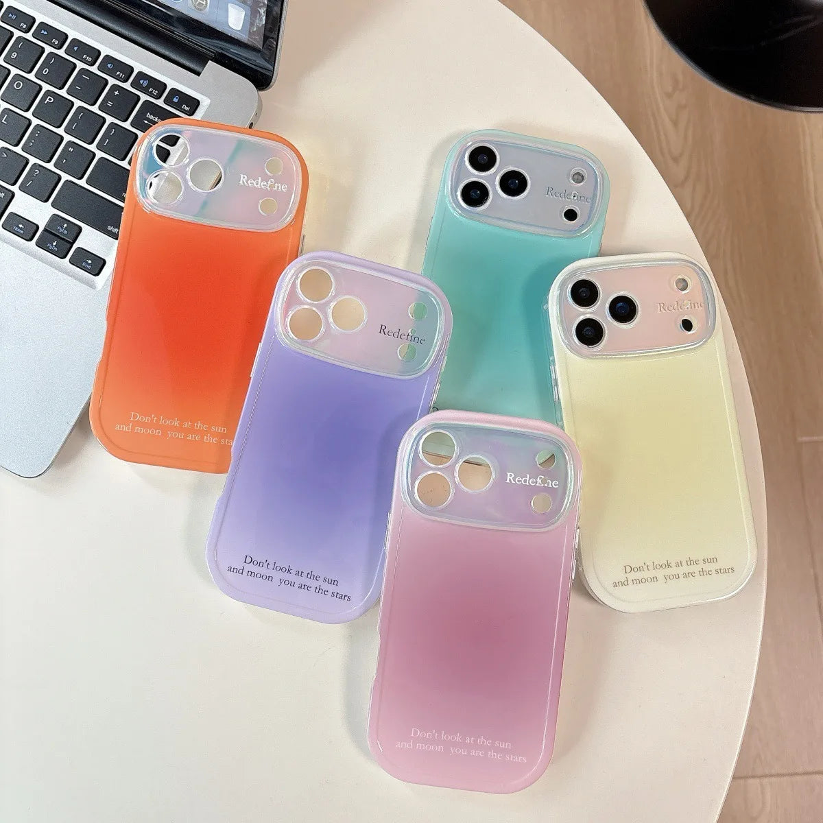 Transparente Laser-Verlaufshülle für iPhone 17 Serie