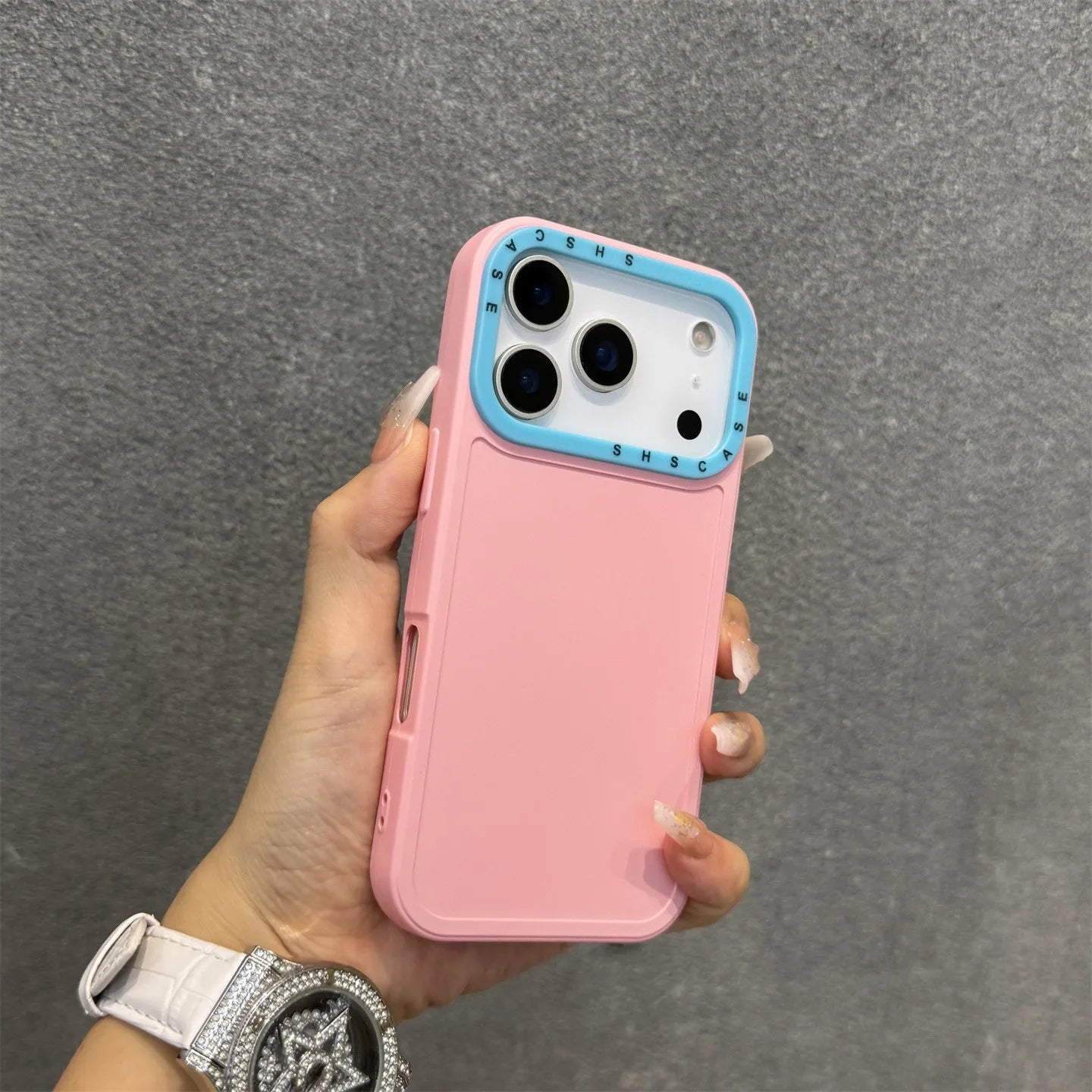 Kontrastfarbige Hülle für iPhone 17 Pro Max – Slim Silikon Case