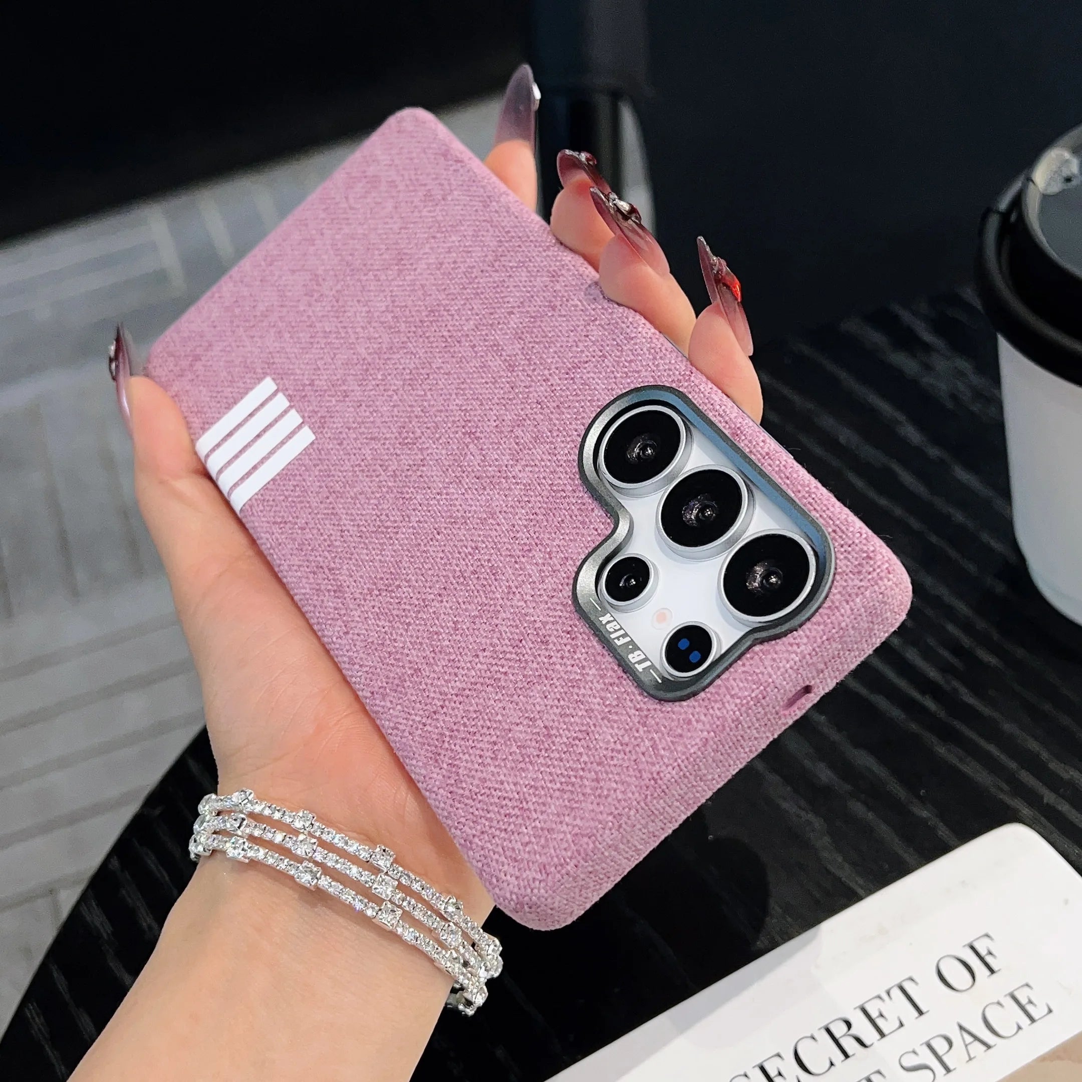 Luxus Leinen Magnet Hülle für Samsung S25