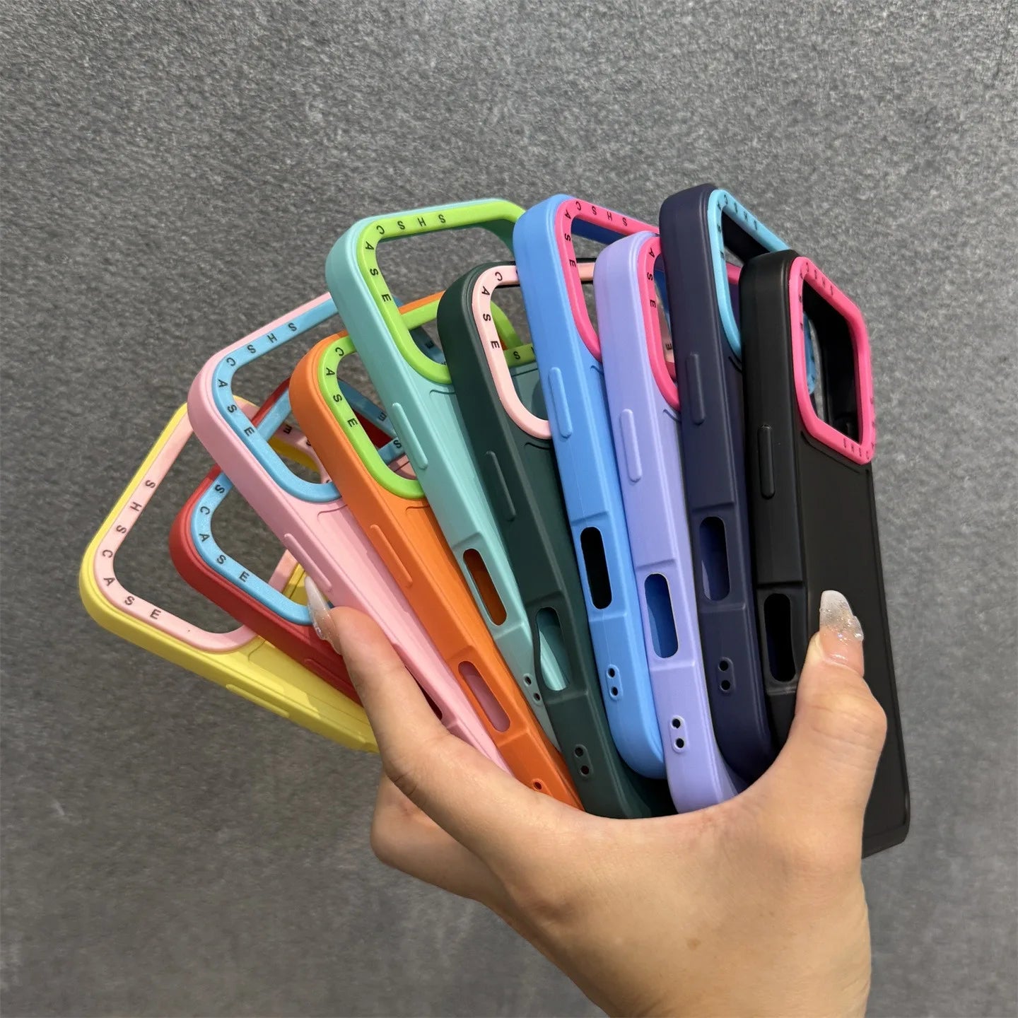 Kontrastfarbige Hülle für iPhone 17 Pro Max – Slim Silikon Case
