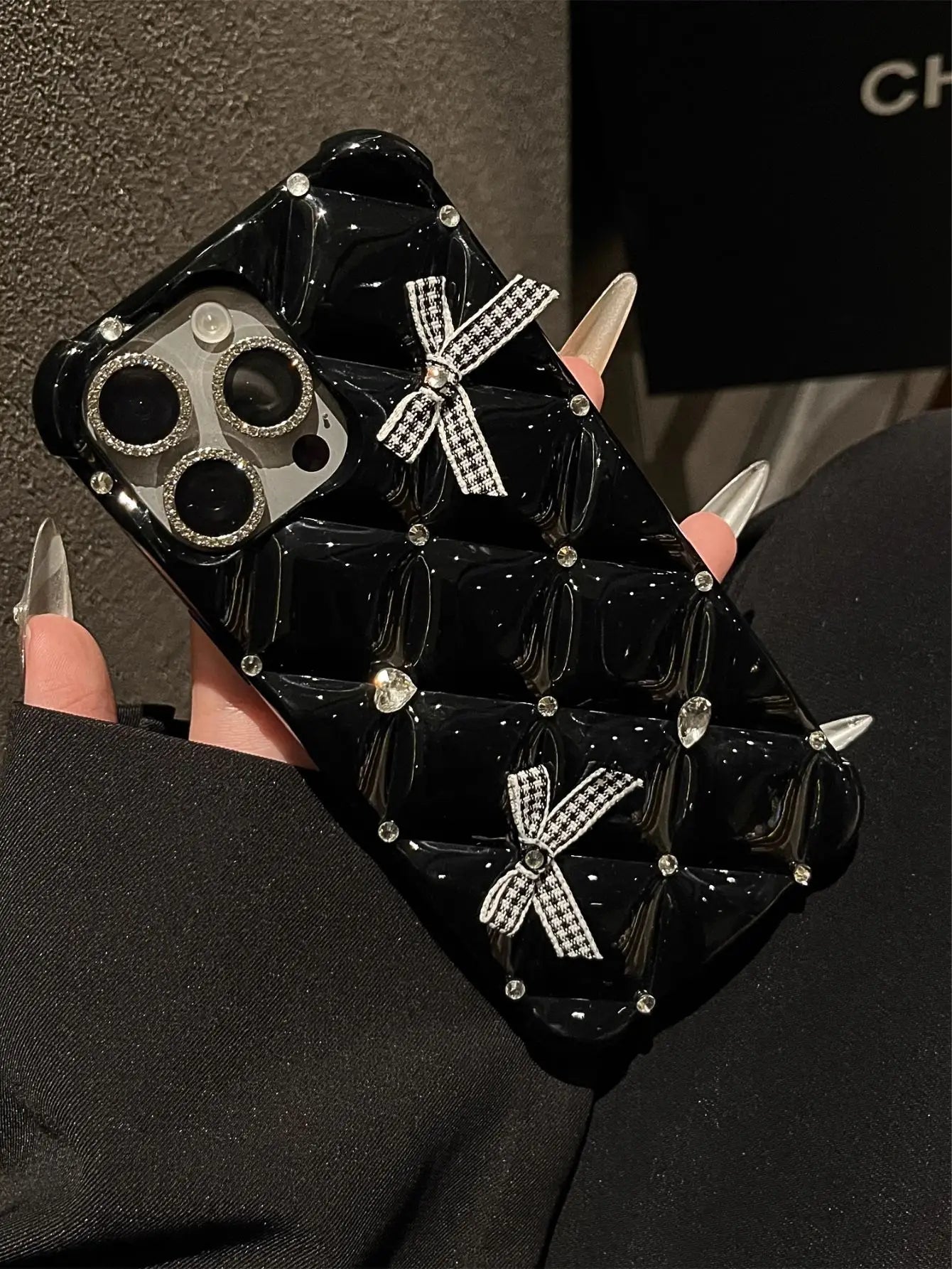 Luxury Glitter Rhinestone Bow Case for iPhone 17