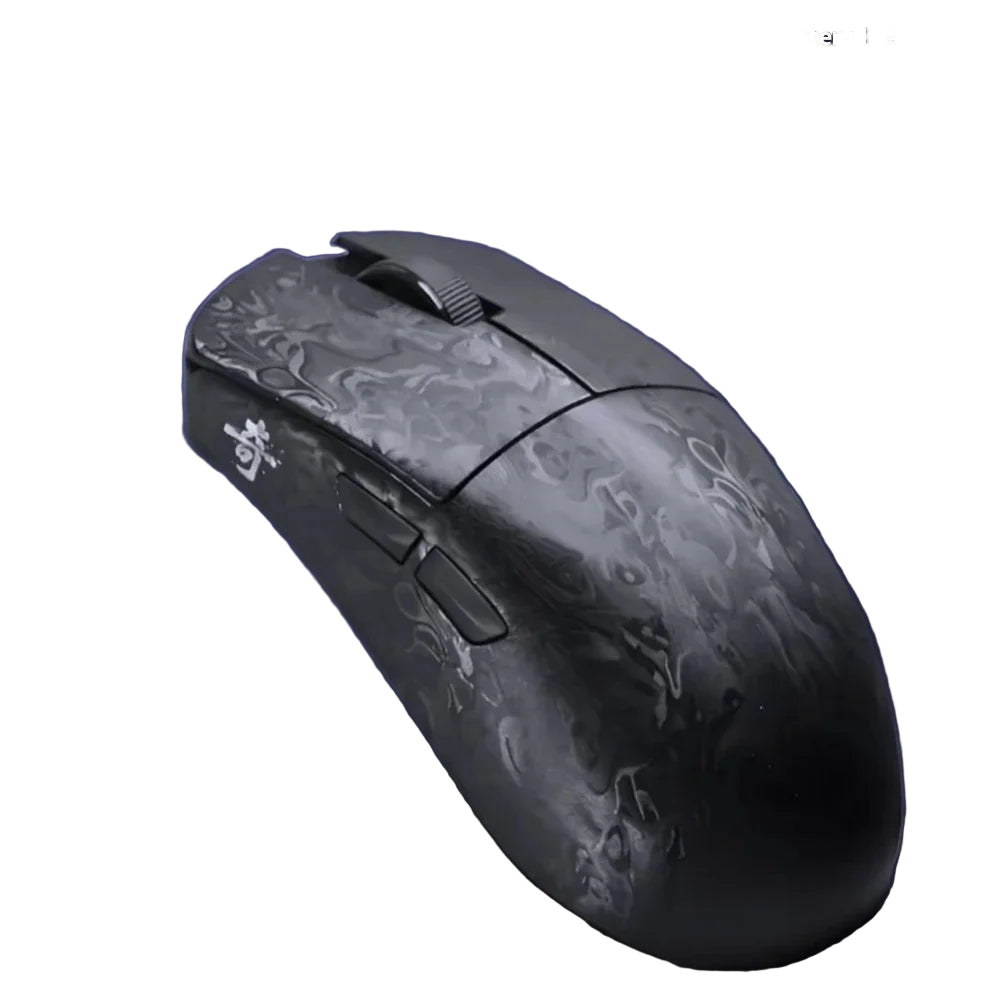 Kabellose Carbonfaser Maus mit 8KHz Polling für PC & Laptop