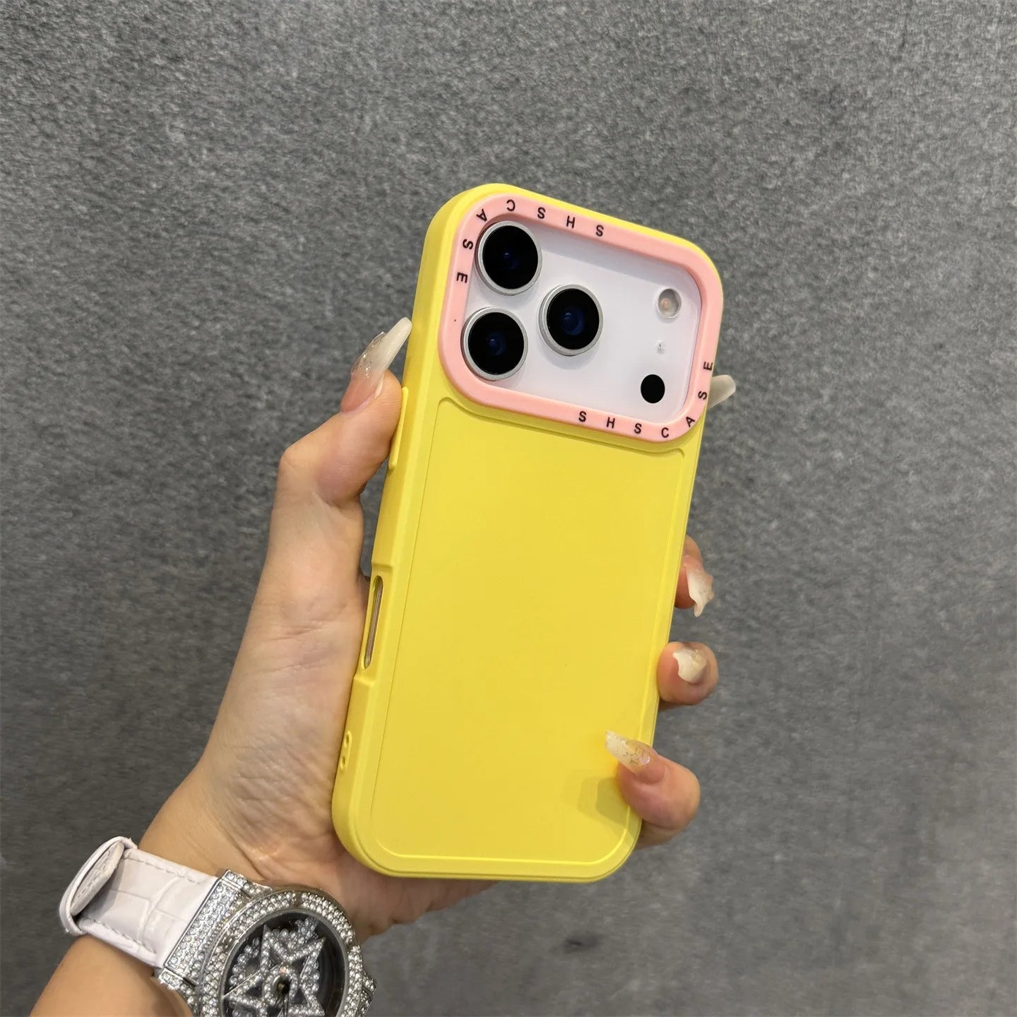 Kontrastfarbige Hülle für iPhone 17 Pro Max – Slim Silikon Case