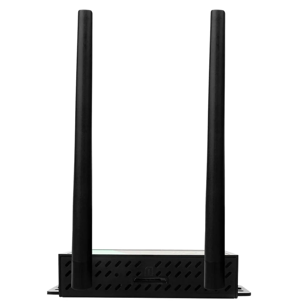 4G LTE WLAN router with SIM slot and 4 antennas