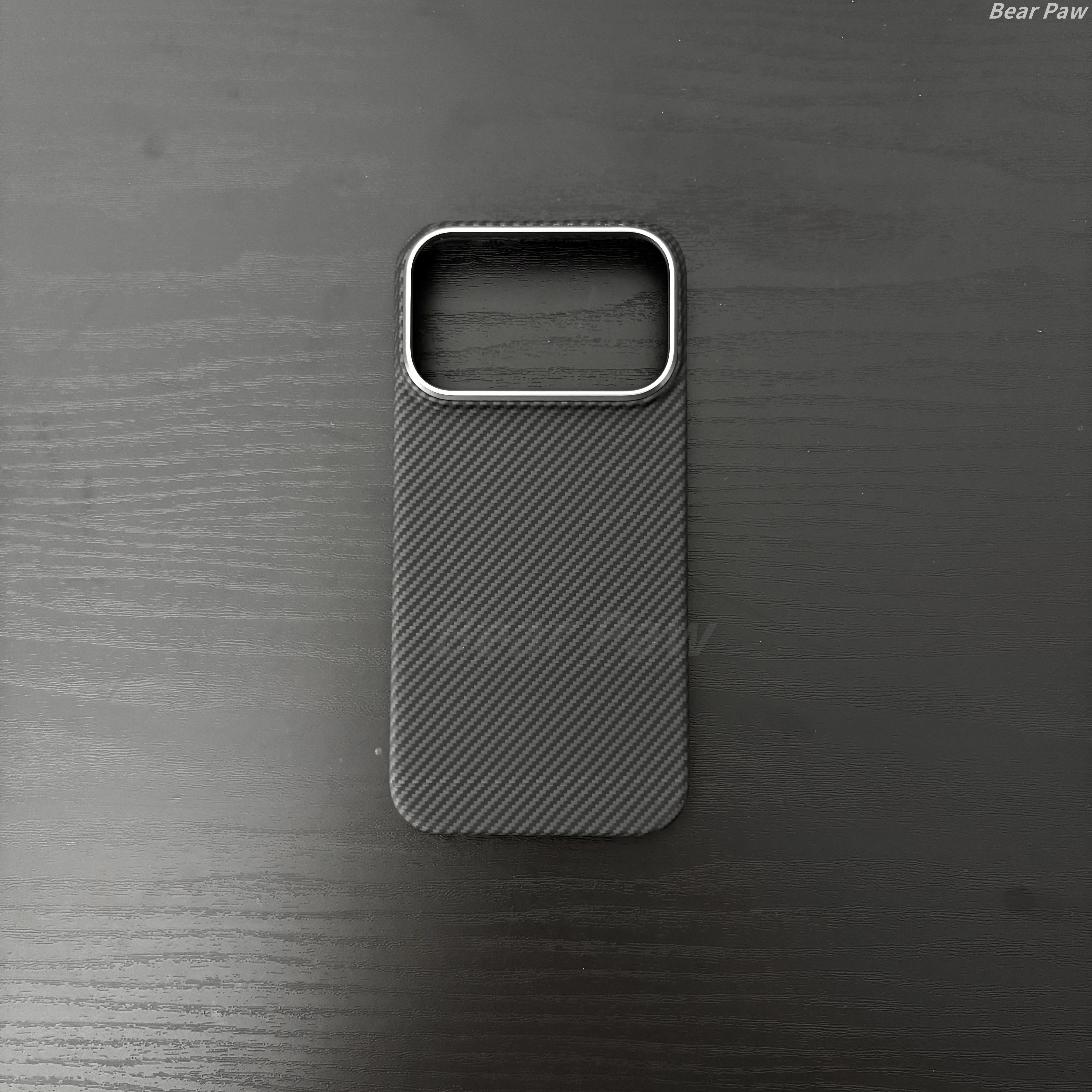 Aramid Carbonfaser Hülle für iPhone 17 Pro Max