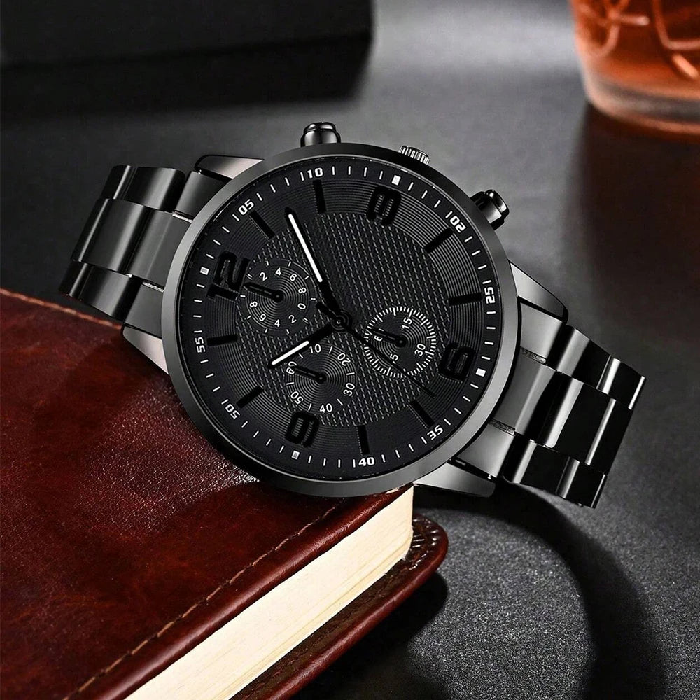 4 teiliges Herren Geschenkbox-Uhrenset – Quarzuhr, Armband, Halskette & Ring, Trendiges Business