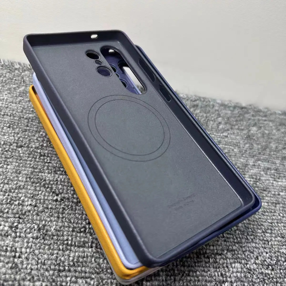 Premium Lederhülle für Samsung S25 Ultra Magnetisch