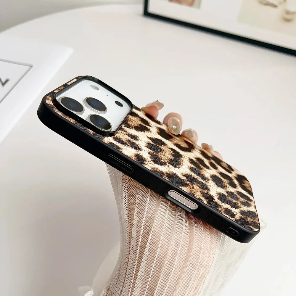 Leder Business Hülle mit Muster für iPhone 17