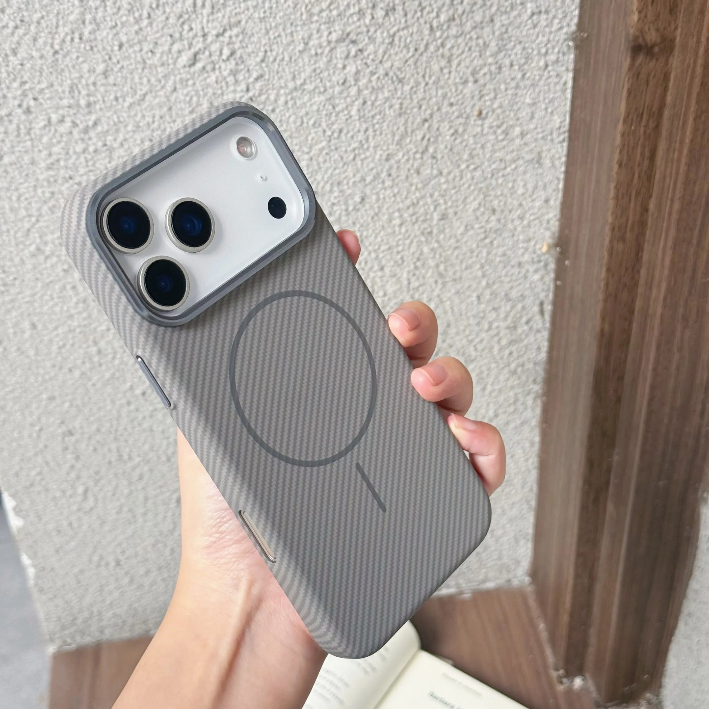 Luxuriöse magnetische iPhone 17 Pro Max Hülle 2025