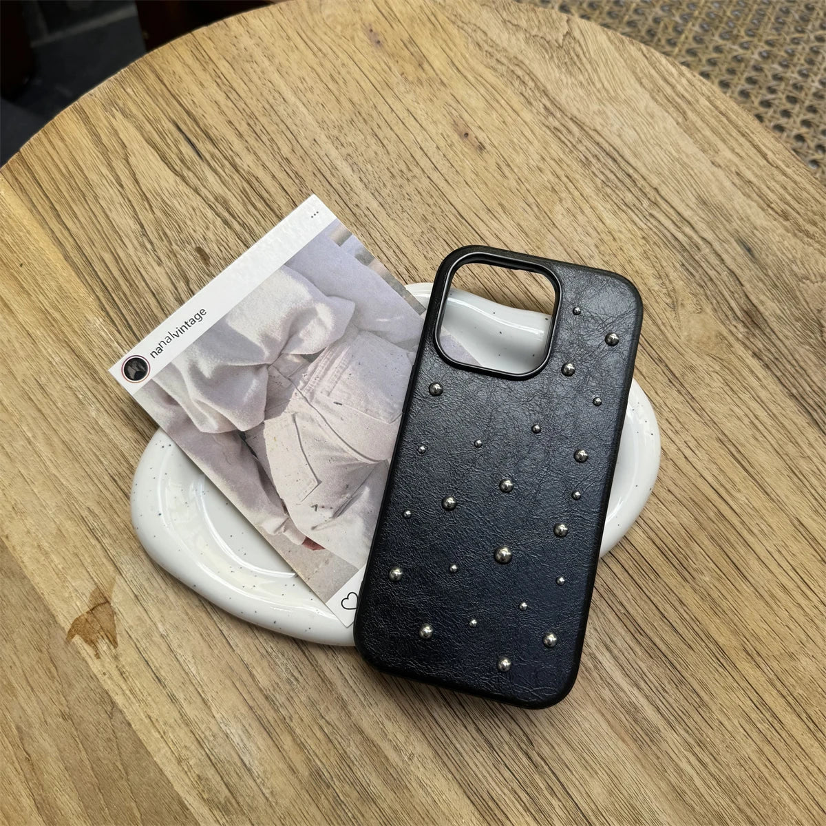 Luxus Nieten Lederhülle für iPhone 17 Rückseite Hart