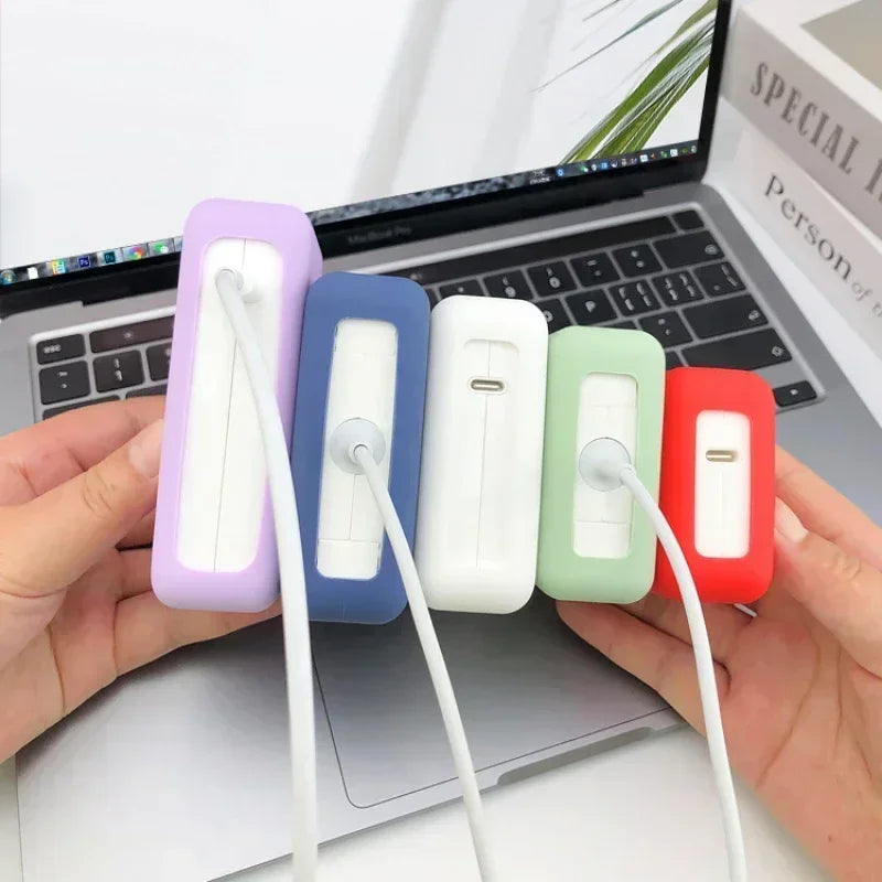 Reise-Silikonhülle für MacBook Ladegerät
