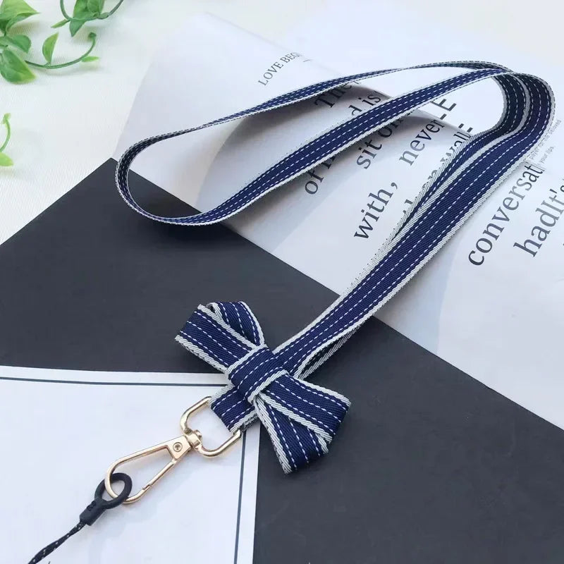 Koreanischer Chic Handy-Lanyard mit gestreiftem Bogen