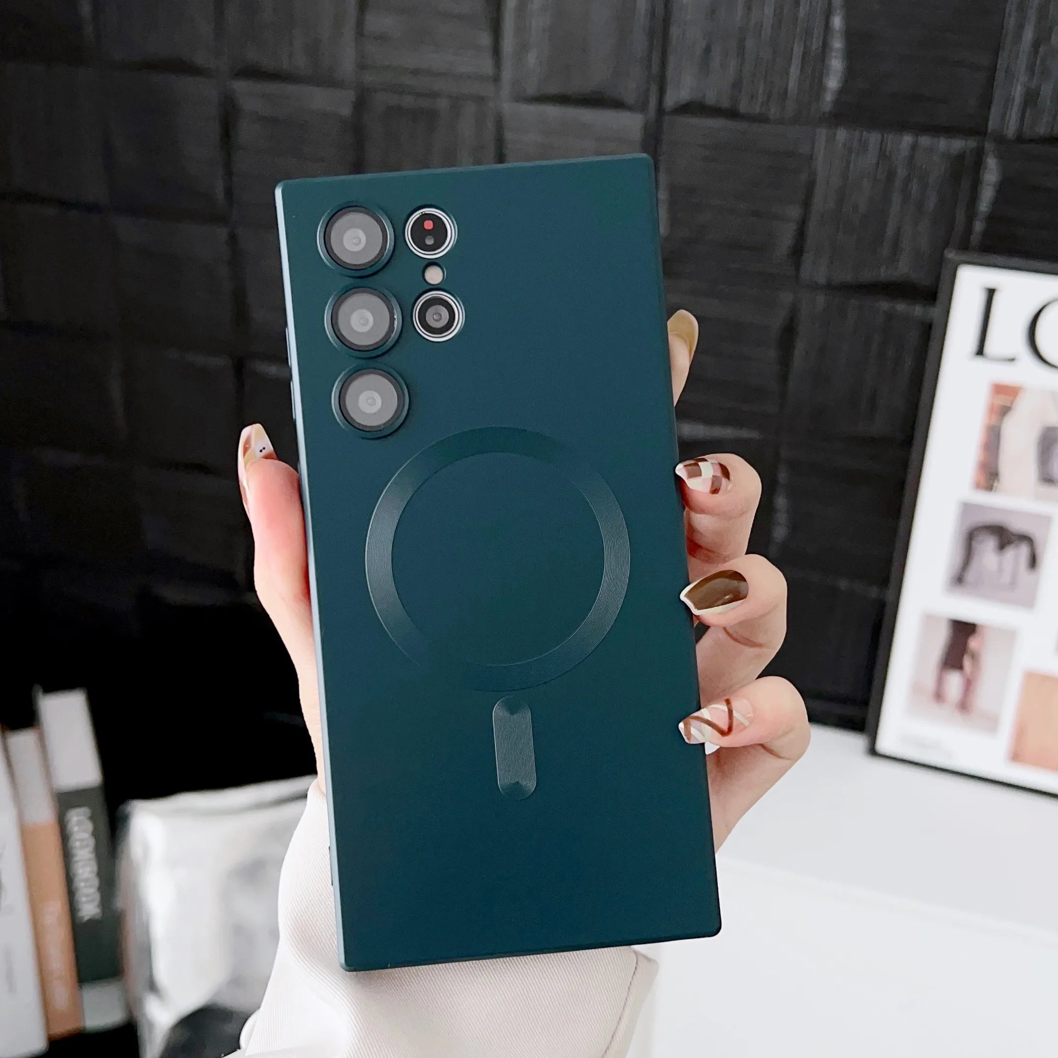 Magnetische Matte-Hülle für Galaxy S25/S24